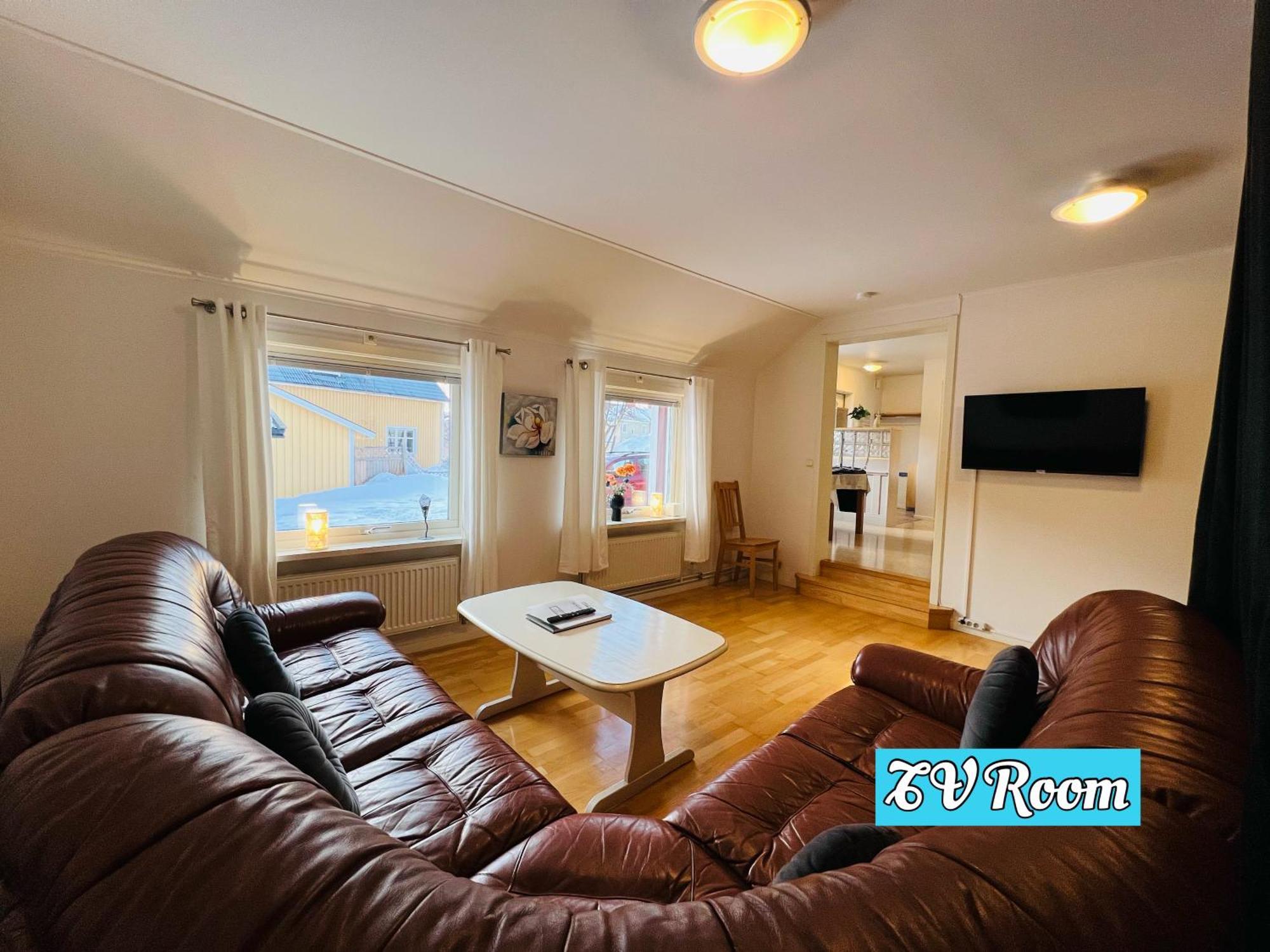Kiruna Accommodation Gustaf Wikmansgatan 6B Villa For 9 Person Esterno foto