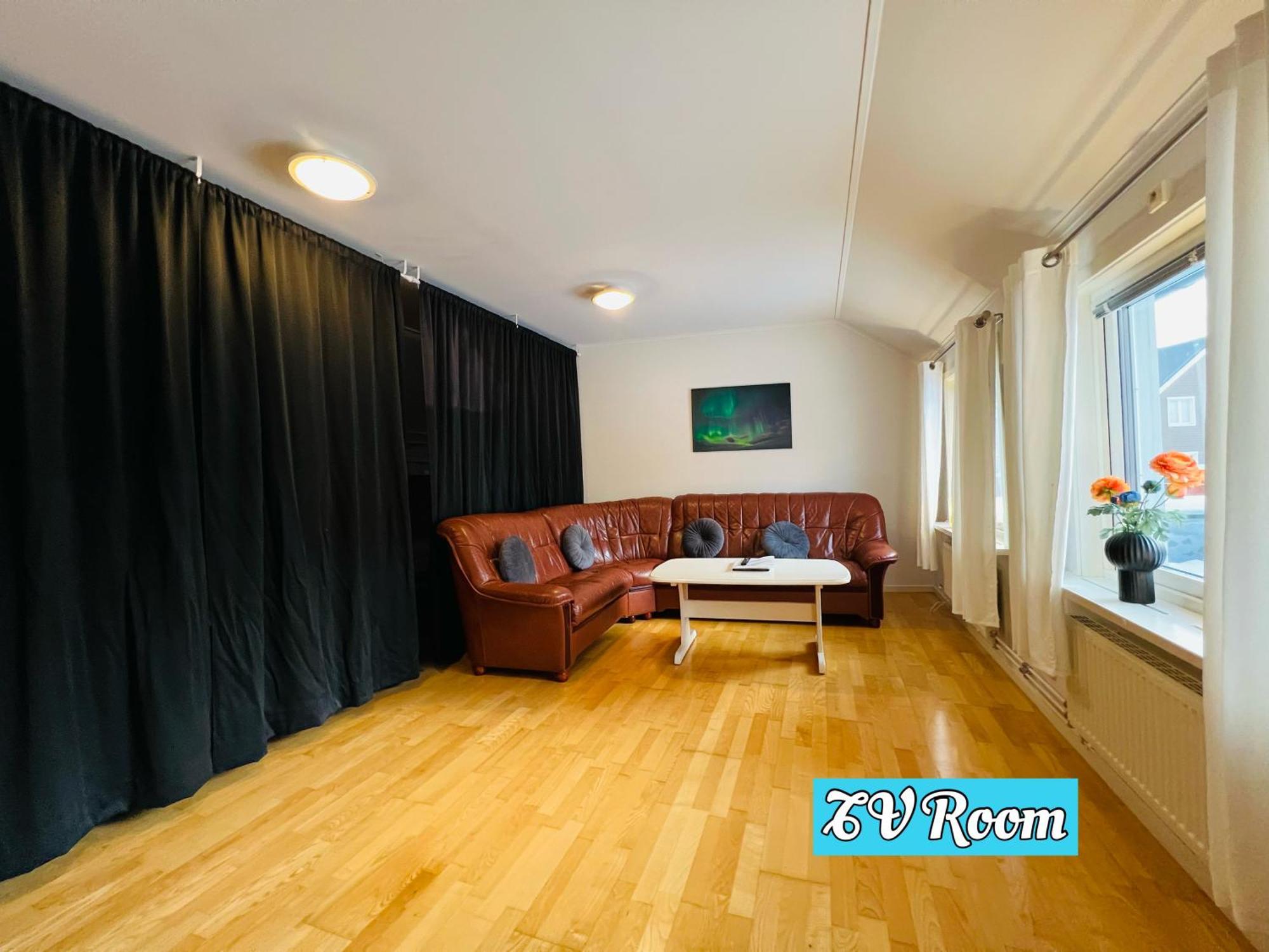 Kiruna Accommodation Gustaf Wikmansgatan 6B Villa For 9 Person Esterno foto
